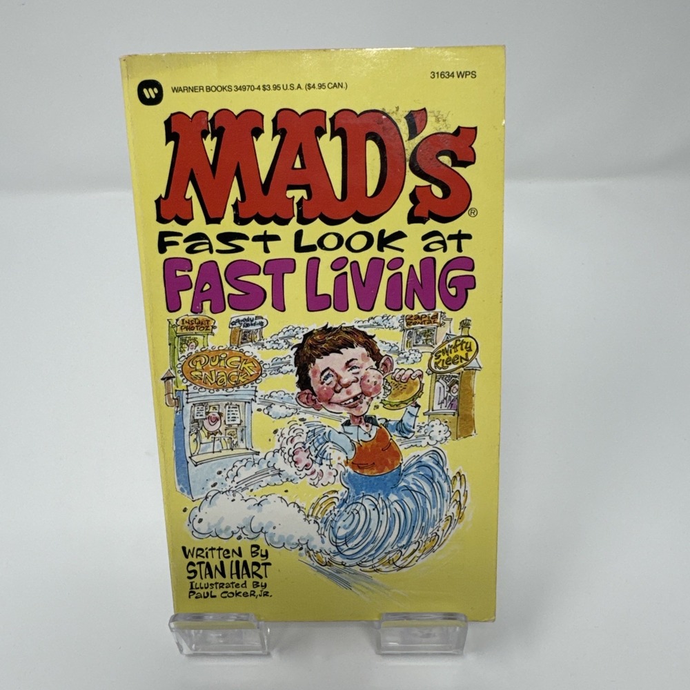 MAD'S FAST LOOK AT FAST LIVING : Vintage Mad Magazine Paper Back Pocket Book